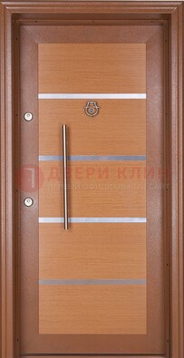 Коричневая входная дверь c МДФ панелью ЧД-33 в частный дом в Сочи