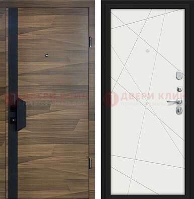 Стальная коричневая дверь МДФ c черной вставкой ДМ-267 в Сочи