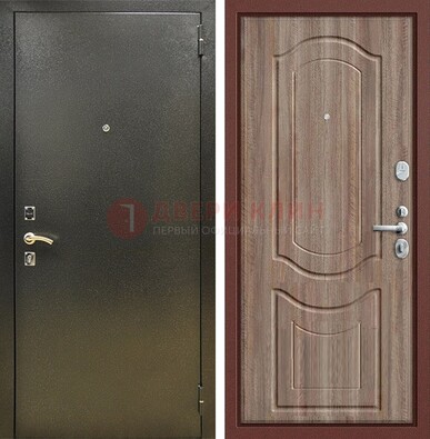Темно-серая входная дверь с порошковым покрытием и коричневая МДФ ДП-290 в Сочи