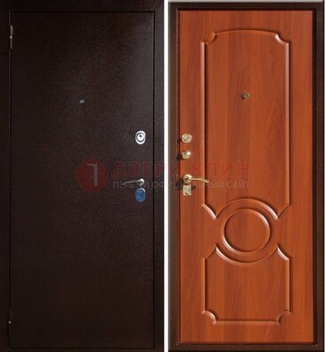 Темная железная дверь с порошковым напылением ДП-46 в Сочи
