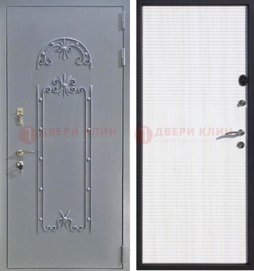 Серая входная дверь с порошковым покрытием ДП-67 в Сочи
