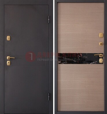 Коричневая металлическая дверь с порошковым окрасом ДП-82 в Сочи