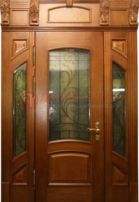 Парадная дверь со стеклянными вставками и ковкой ДПР-36 для дома в Костроме