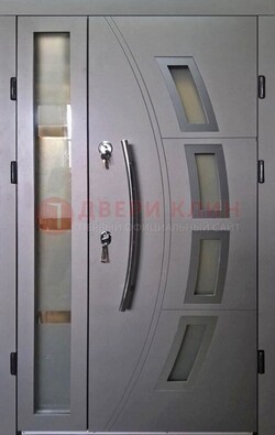Серая железная дверь для дома со стеклом ДС-17 в Сочи