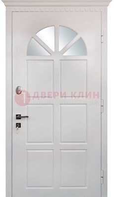 Светлая железная дверь со стеклом ДС-29 в Сочи