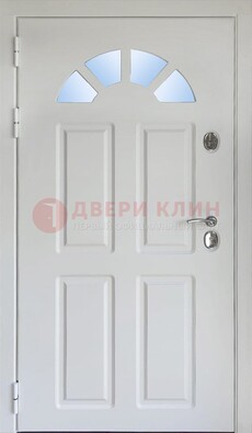 Белая стальная дверь МДФ со стеклом для дома ДС-37 в Сочи