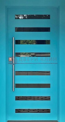 Голубая уличная дверь с МДФ панелью и стеклом ДС-51 в Сочи