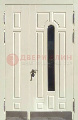 Белая двухстворчатая металлическая дверь со стеклом ДС-71 в Сочи