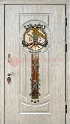 Светлая железная дверь со стеклом ковкой для коттеджа ДСК-134 в Сочи