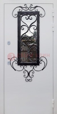 Белая уличная дверь Порошок со стеклом и ковкой ДСК-222 в Сочи
