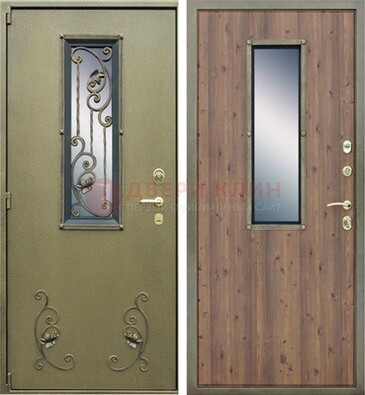 Офисная железная дверь со стеклом и ковкой ДСК-44 в Сочи