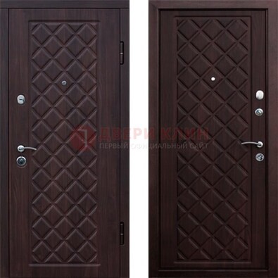 Коричневая металлическая дверь с МДФ с двух сторон ДМ-1555 в Сочи