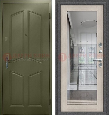 Зеленая стальная дверь с МДФ панелями и зеркалом ДЗ-137 в Сочи