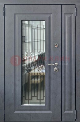 Серая стальная дверь Винорит со стеклом и ковкой ПЛ-29 в Сочи